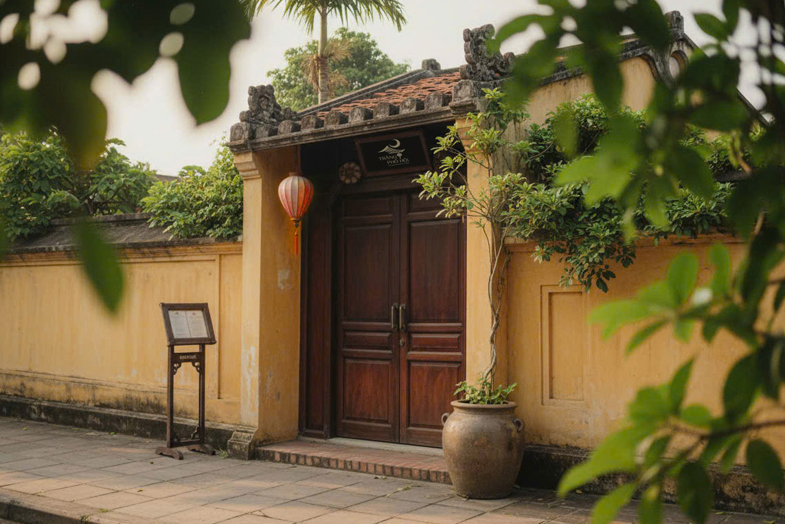 Không gian Trăng Phố Hội