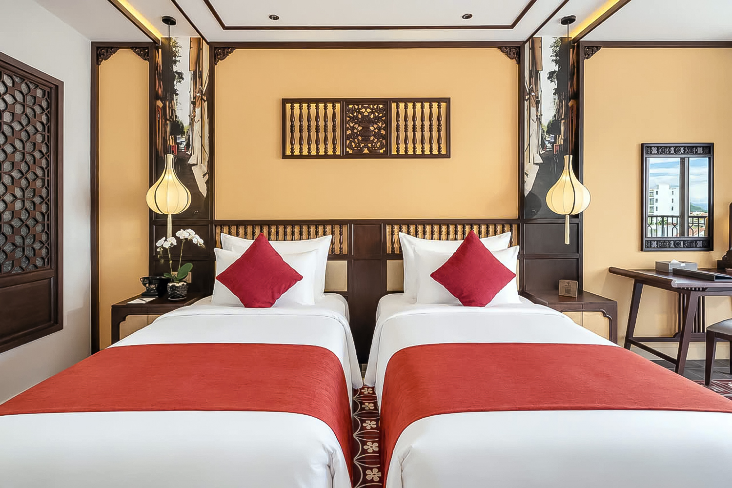 Lantern Suite - 1